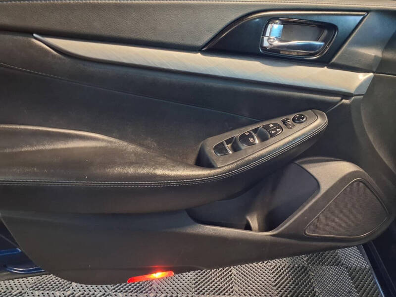 2017 Nissan Maxima