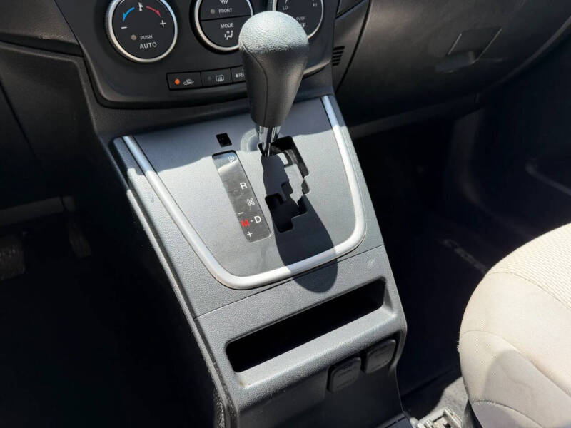 2015 Mazda MAZDA5 Sport
