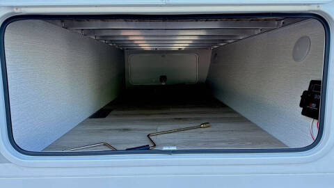 2026 Winnebago Thrive
