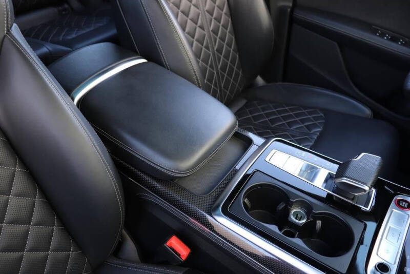 2023 Audi SQ8 4.0T quattro Prestige