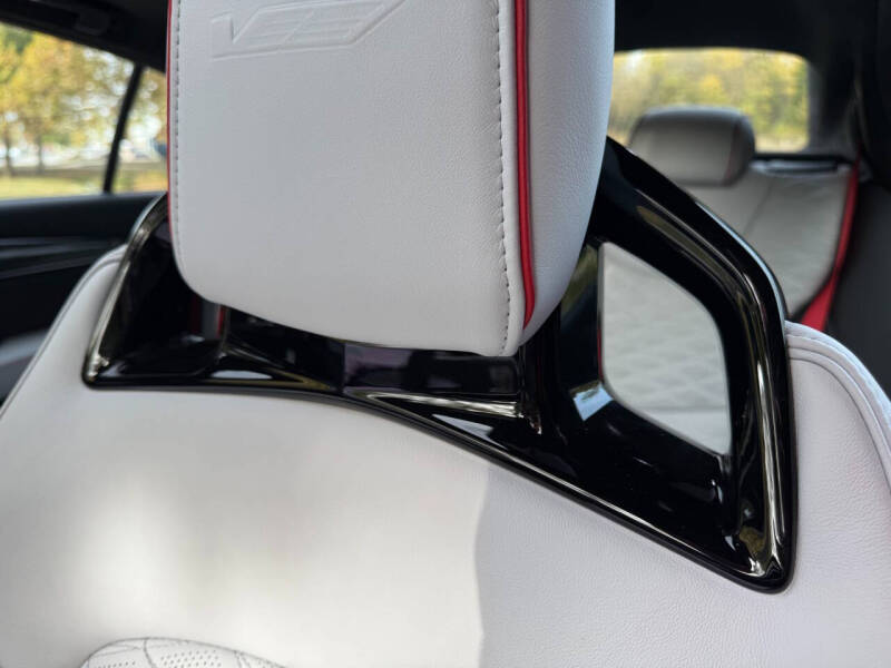 2024 Cadillac CT5-V Blackwing