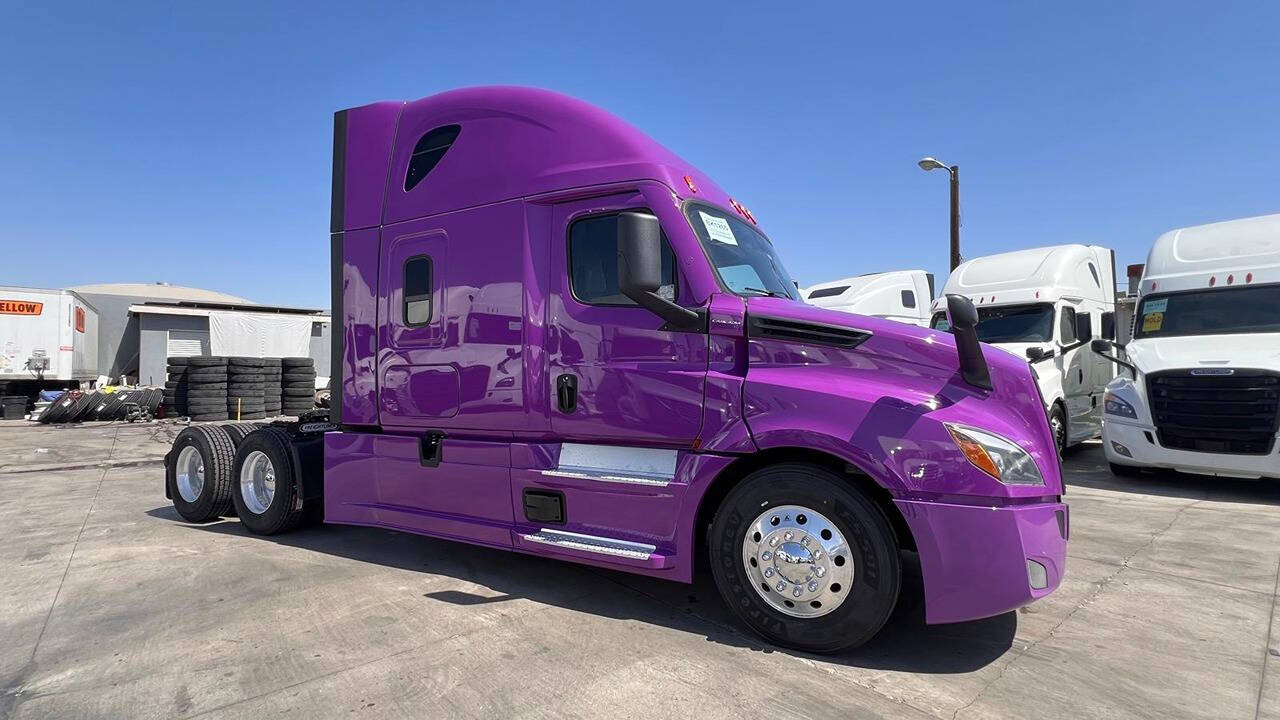 2023 Freightliner Cascadia for sale at KING TRUCK TRAILER SALES in Bakersfield, CA