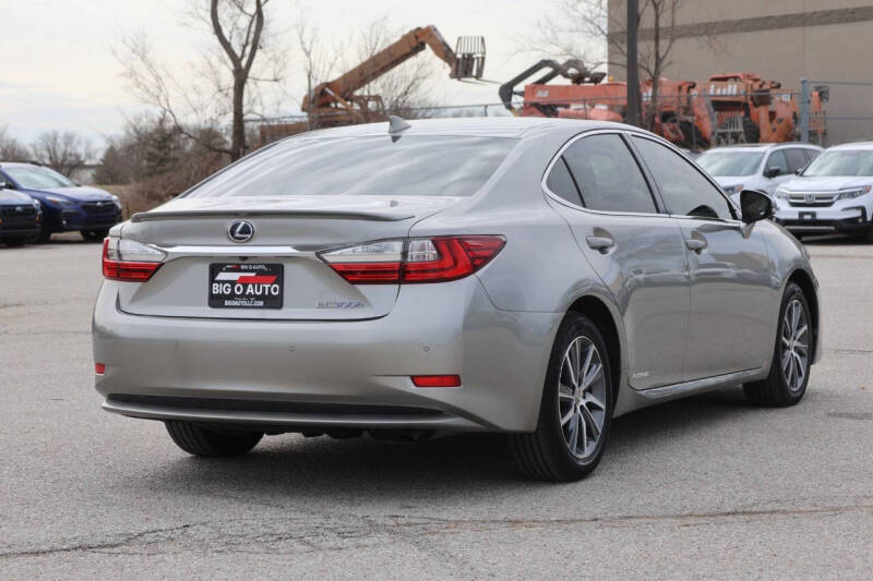 2018 Lexus ES 300h