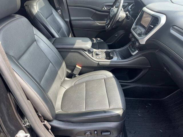 2021 GMC Acadia SLT