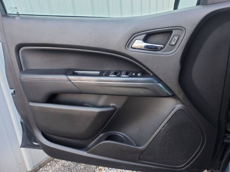 2017 GMC Canyon SLE
