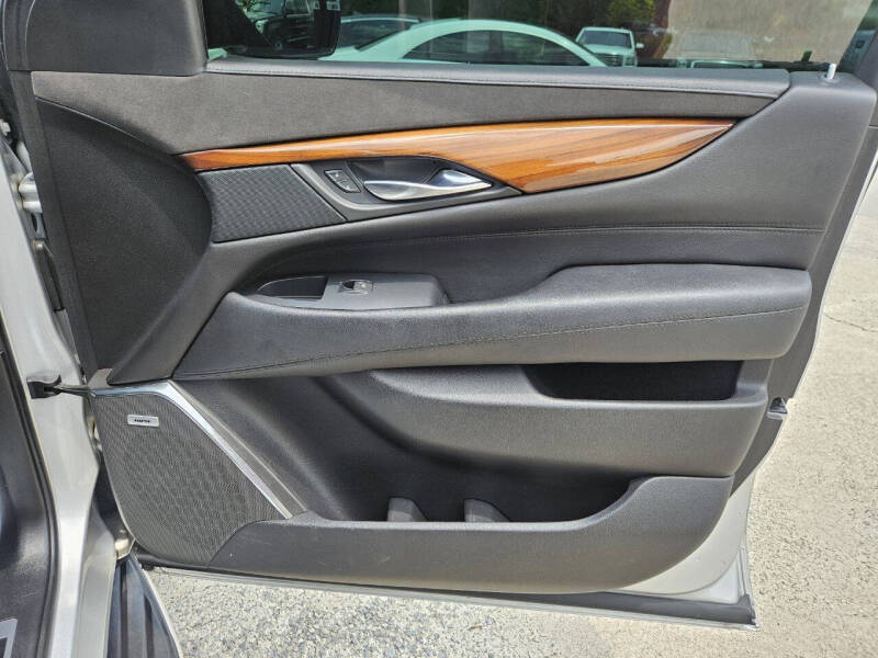 2017 Cadillac Escalade Premium Luxury