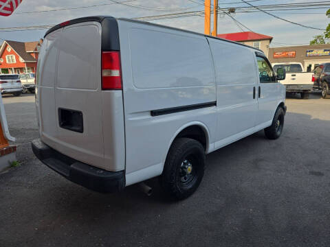 2013 Chevrolet Express 2500