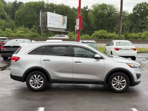 2016 Kia Sorento LX