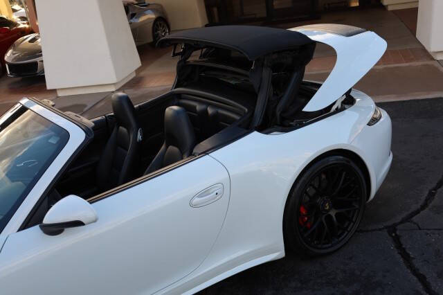 2015 Porsche 911 Carrera GTS