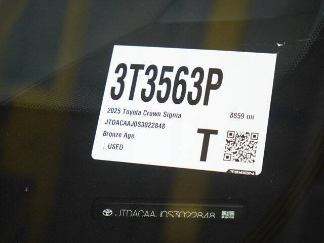 2025 Toyota Crown Signia Limited