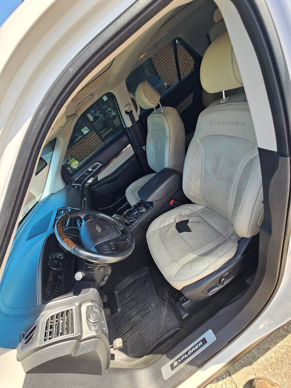 2016 Ford Explorer Platinum