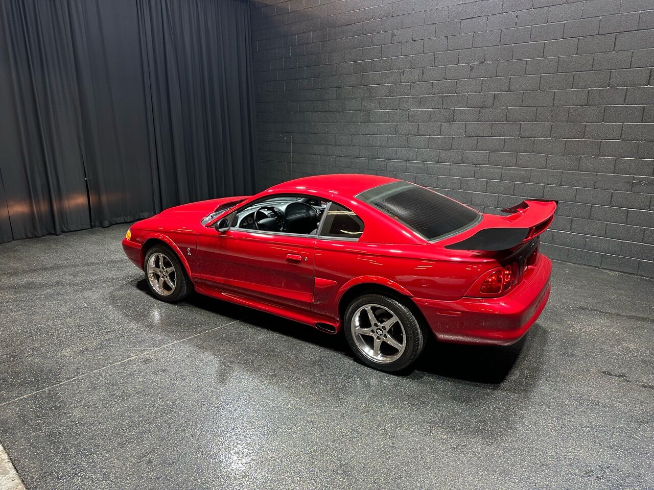 1996 Ford Mustang 34