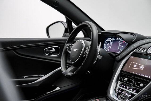 2023 Aston Martin DBX 707