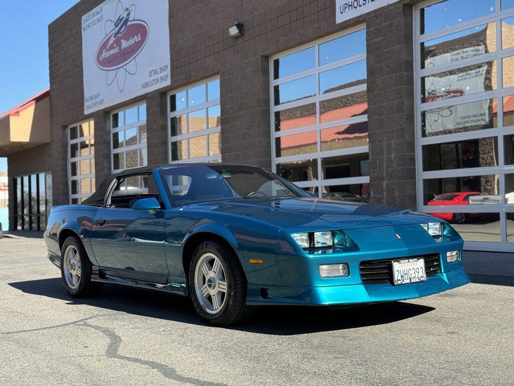 1991 Chevrolet Camaro 2