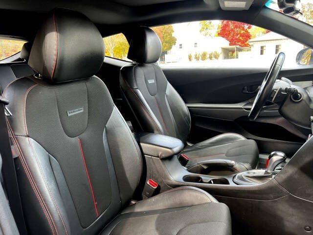 2020 Hyundai Veloster 2.0L Premium