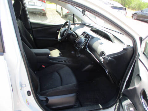 2021 Toyota Prius LE