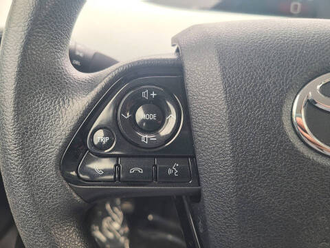 2022 Toyota Prius L Eco