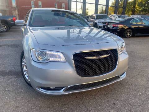 2019 Chrysler 300 Touring L