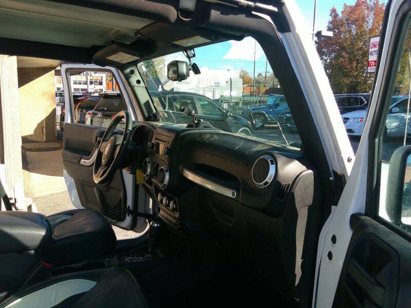 2013 Jeep Wrangler Unlimited Sahara