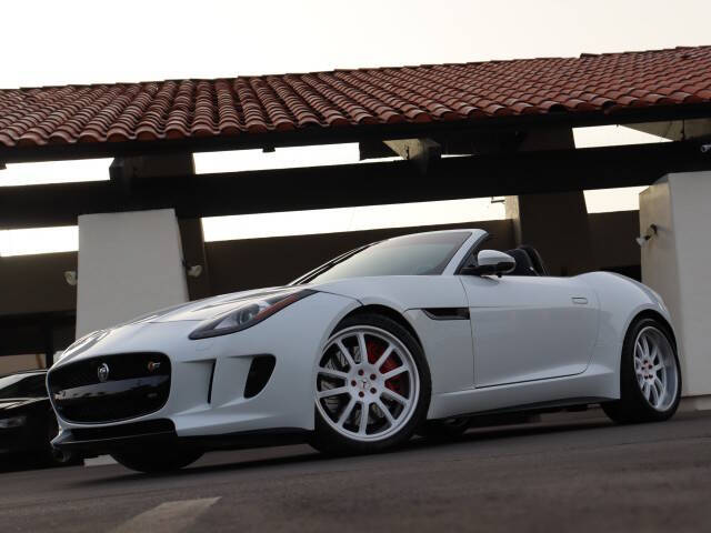 2014 Jaguar F-TYPE V8 S
