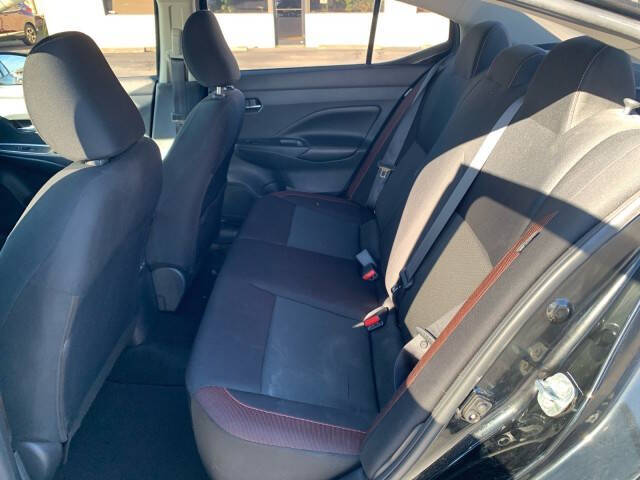 2021 Nissan Versa SR