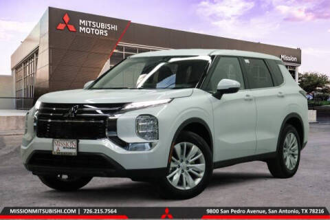 2026 Mitsubishi Outlander ES