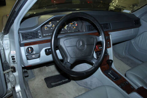 1993 Mercedes-Benz 300-Class 300 CE