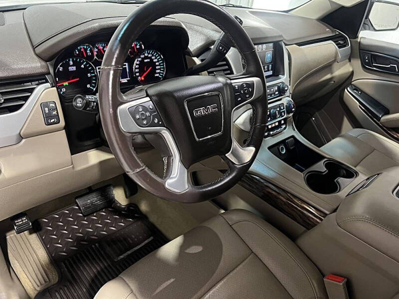 2017 GMC Yukon SLT
