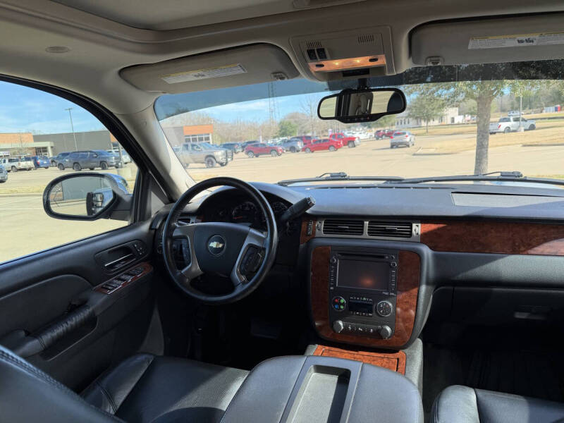 2012 Chevrolet Avalanche LTZ