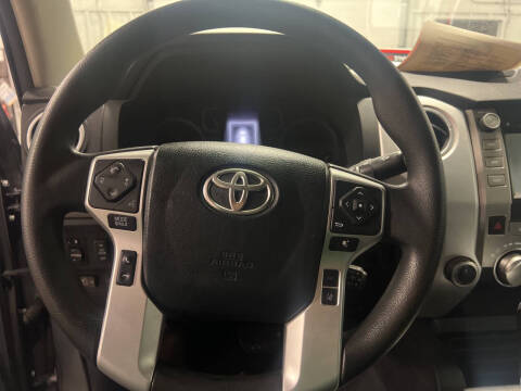 2018 Toyota Tundra SR5