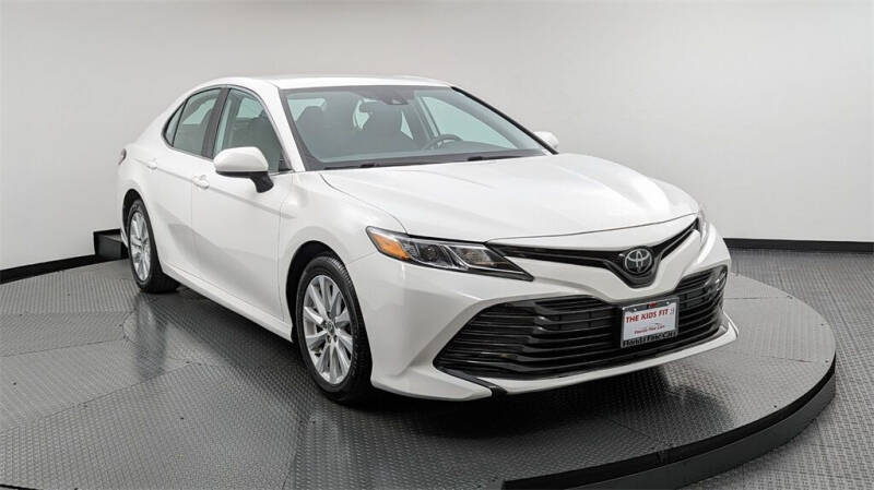 2020 Toyota Camry LE
