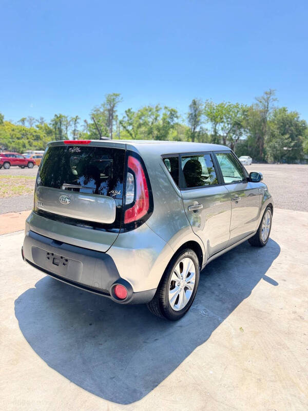 2014 Kia Soul +