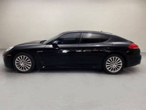 2015 Porsche Panamera 4