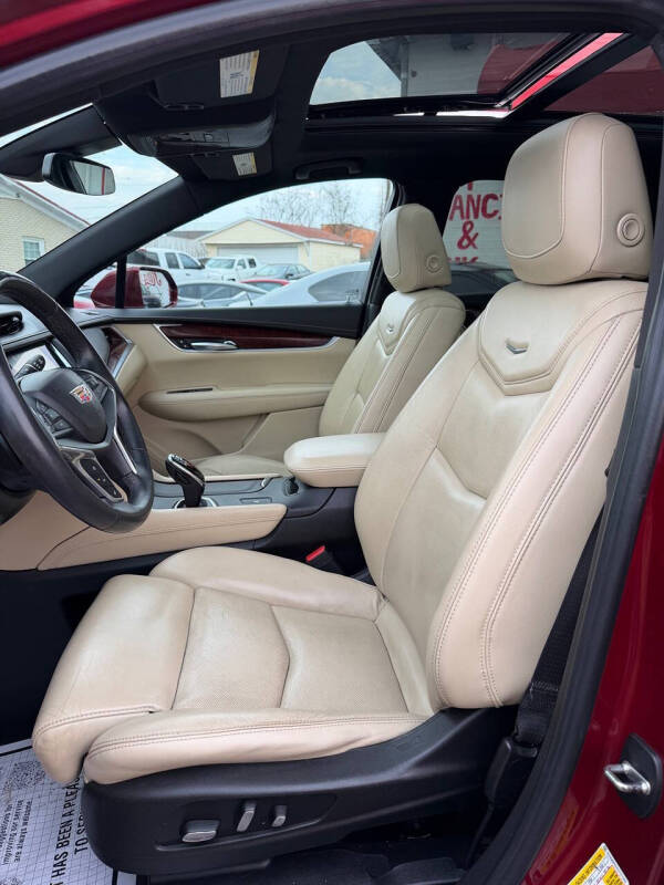 2017 Cadillac XT5 Luxury