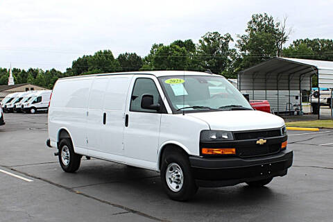 2025 Chevrolet Express 3500