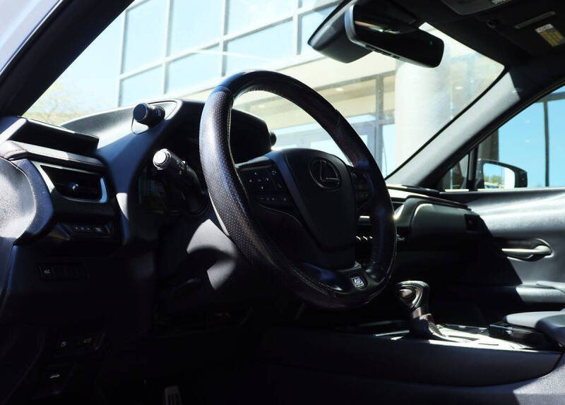 2019 Lexus UX 200 F SPORT