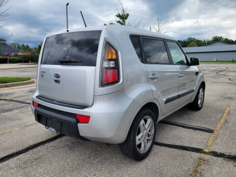 2011 Kia Soul +