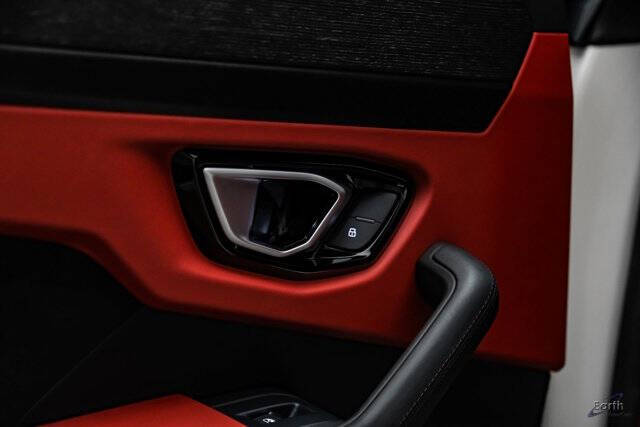 2022 Lamborghini Urus