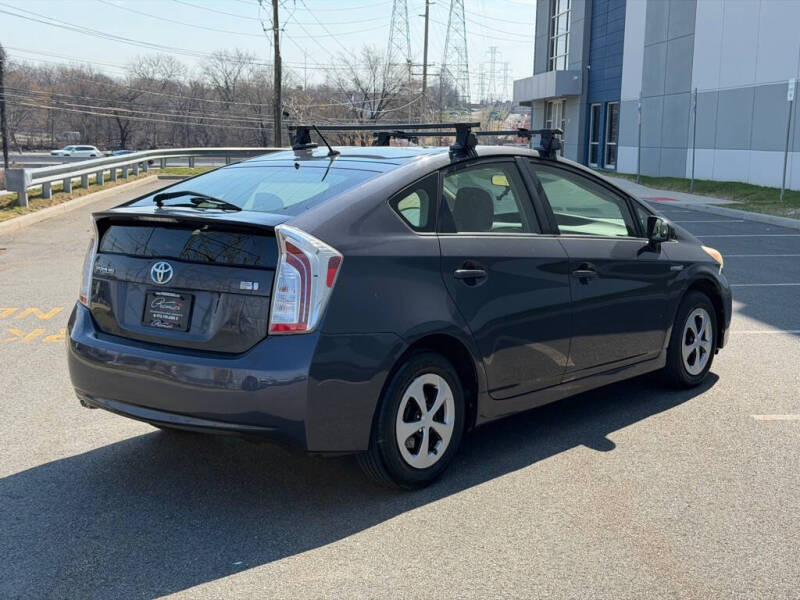 2014 Toyota Prius Two