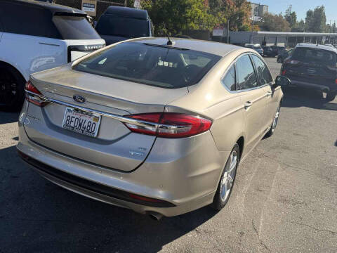 2018 Ford Fusion SE