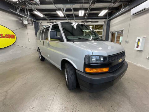 2024 Chevrolet Express 2500