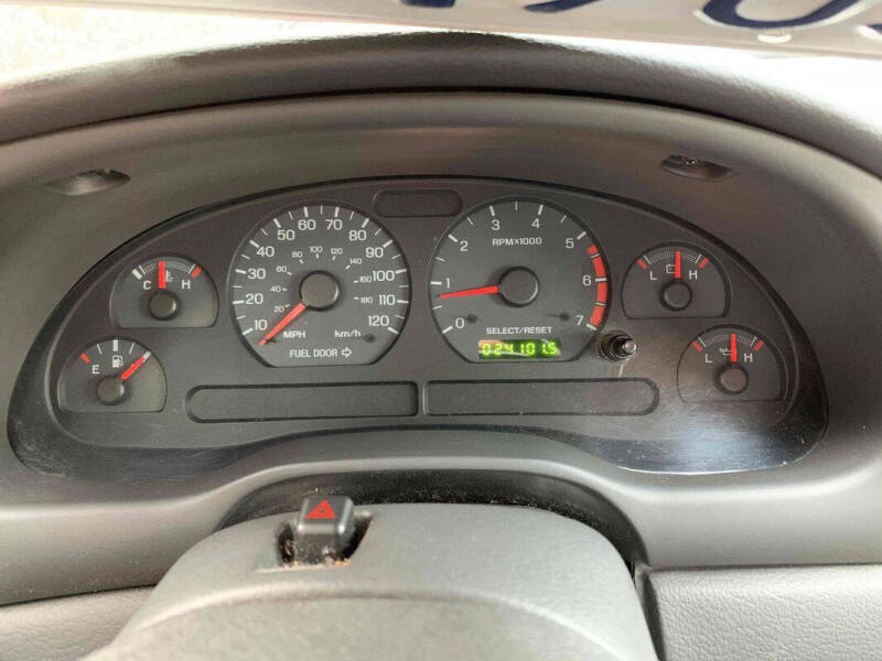 2003 Ford Mustang Premium