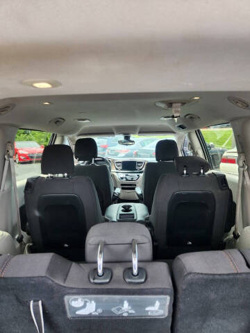 2017 Chrysler Pacifica Touring