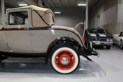 1932 Ford Model 18