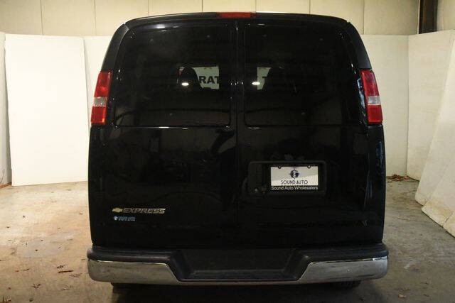 2017 Chevrolet Express LT 3500