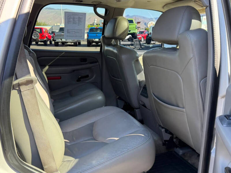 2005 GMC Yukon Denali