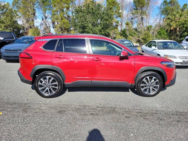 2023 Toyota Corolla Cross XLE