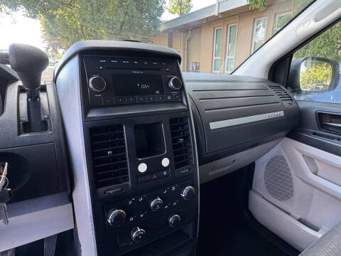 2010 Dodge Grand Caravan SE