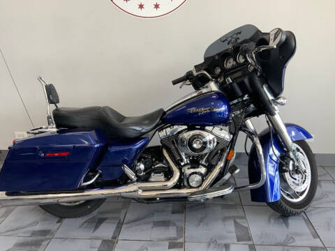 2006 Harley-Davidson FLHX STREET GLIDE  for sale at CHICAGO CYCLES & MOTORSPORTS INC. in Stone Park IL