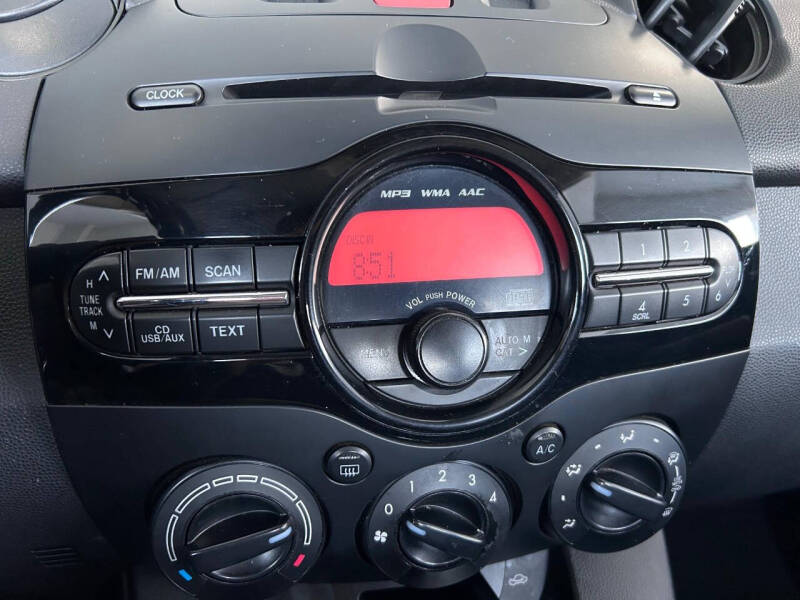 2014 Mazda MAZDA2 Sport